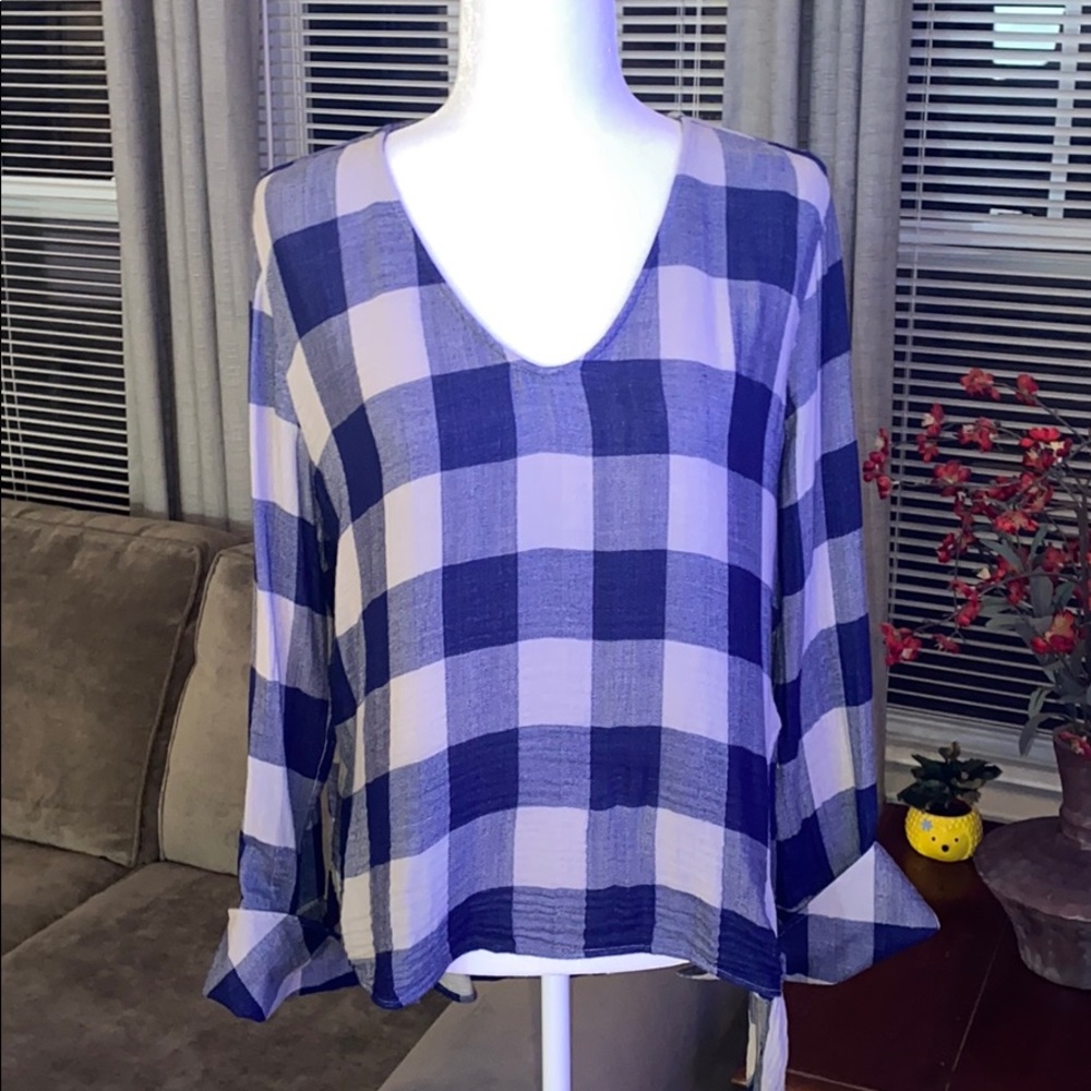 Anthropologie (new w/o tags) cloth & stone shirt L